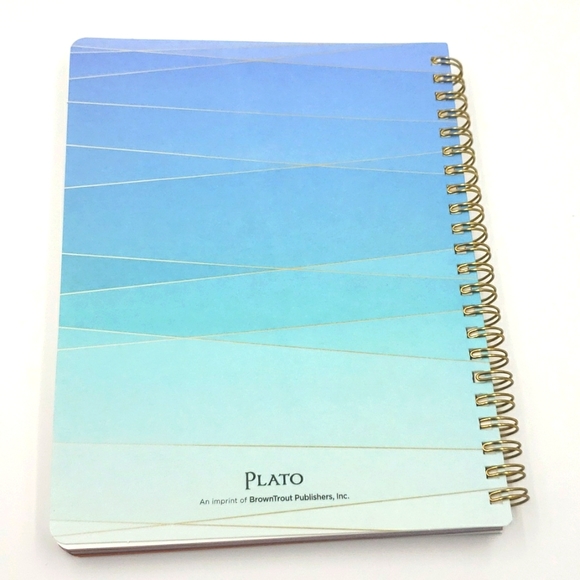 FREE W/PURCHASE PLATO 18 Month Desk Planner - Picture 2 of 6